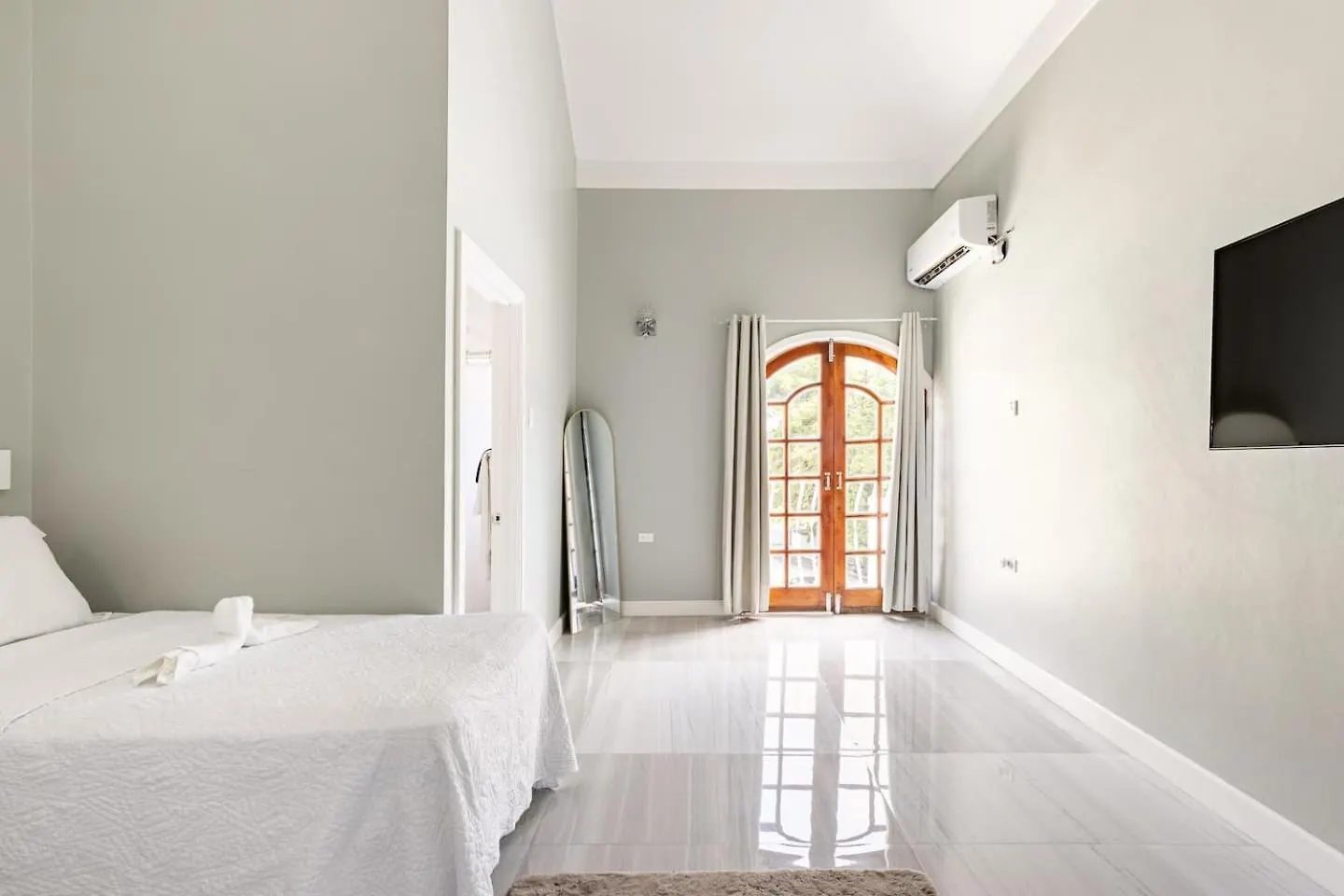 Charming Sea View Town House Chefdriver Optional Μοντέγκο Μπέυ Τζαμάικα